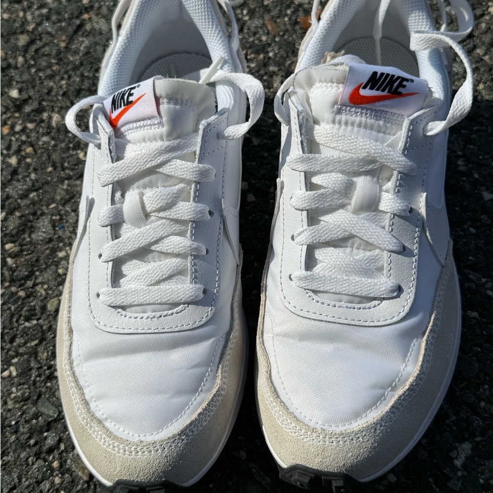 Nike White and Tan Waffle Debut Athletic Shoes